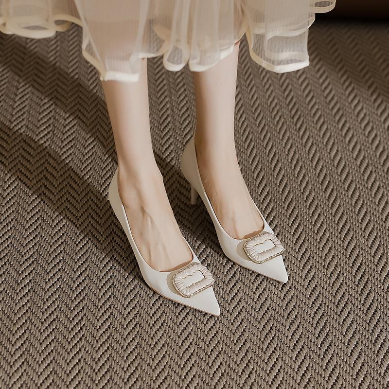 Huizhou women's shoes 2025 spring and summer high heels black women's stiletto professional shoes women's fashion versatile leather single shoes