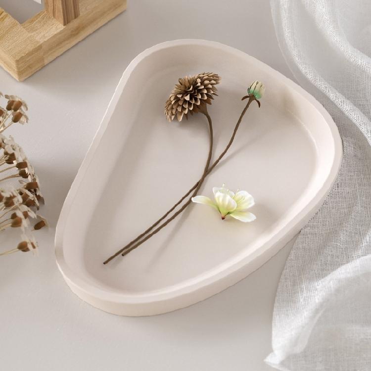Large Capacity Designs Love Oval Plate Tray Craft from Silicone Portable for Restaurant Service And Holiday Decorations
