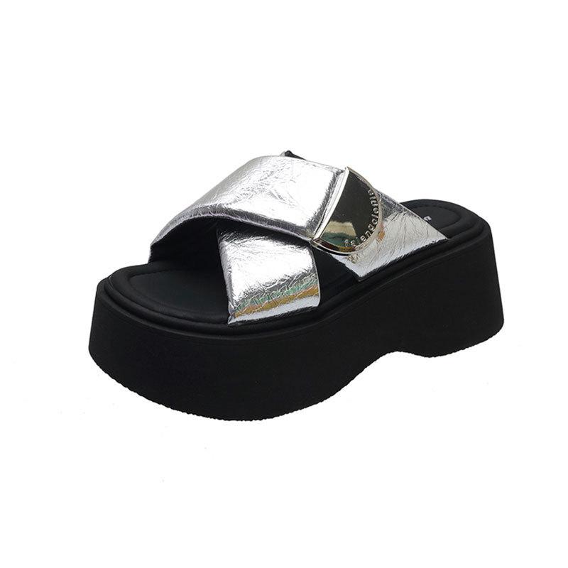 Premium Feeling with Skirt Fashion Thick-bottomed Cool Slippers Women's Outer Wear 2025 Summer New Super Fire Go Out Heightening Slippers