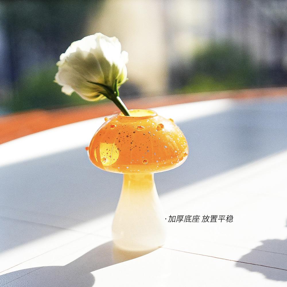 Mushroom Home Glass Vases Interior Decor Mini Desktop Flower Vases for Small Bouquets Room Decorations Home Tabletop Decor Gifts