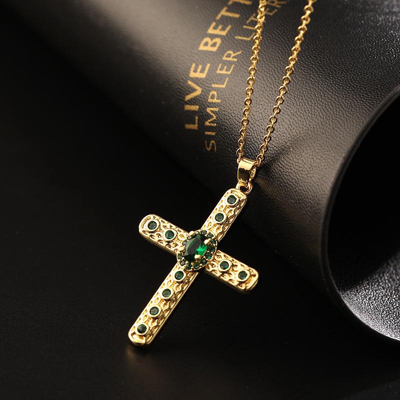 Cross necklace, zircon, European and American necklace, titanium lock chain, Instagram retro punk, personalized pendant, niche design