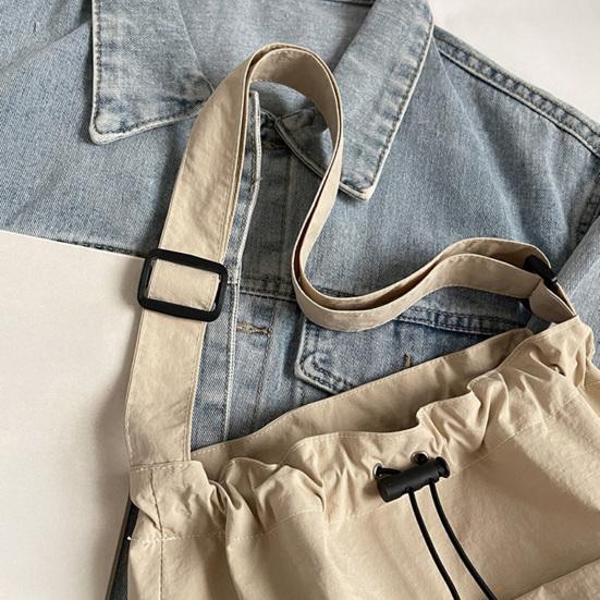 Sac bandoulière à cordon Sac d'épaule décontracté avec sangle réglable Sac fourre-tout léger pour femmes pour les trajets quotidiens la rue