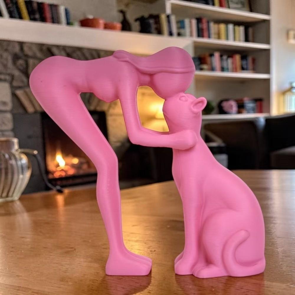 Nordic-Style Girl And Cat Statues 3D Printed Kissing Cat Statues Modern Art Space