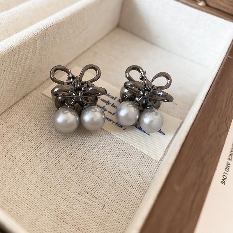 French Light Luxury New Mini Imitation Pearl Hair Claws For Women Temperament Versatile Fringe Clips Fashion Premium Accessories