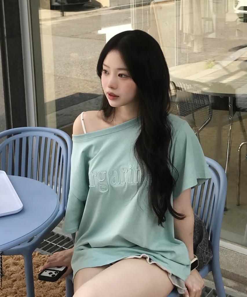Seuteulaipeumagalin Margarine One-Shoulder Applique Logo Short Sleeve Mint