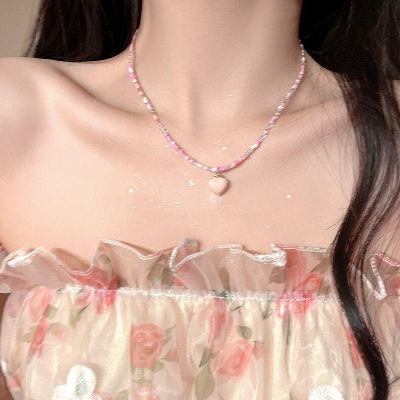 Color Beaded Love Necklace Women'S Summer Small Fresh And Sweet Temperament Collarbone Chain Accessories