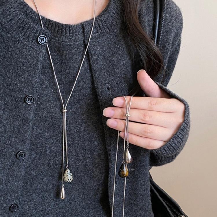 Alloy Teardrop Pendant Necklace Sophisticated Long Sweater Chain With Adjustable Length Fashion Accessory