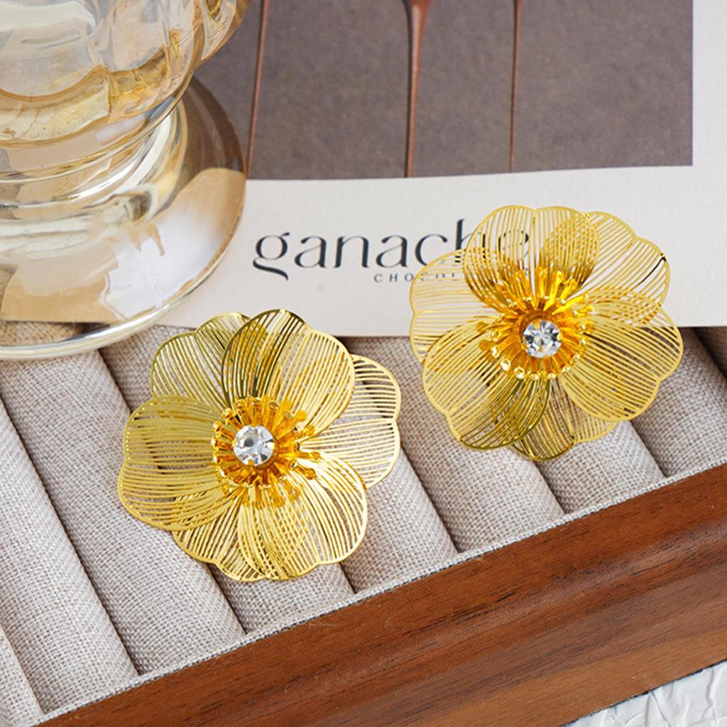 Silver Rhinestone Fishtail Tassel Earrings: Exaggerated Flower Design for a Stylish Look.