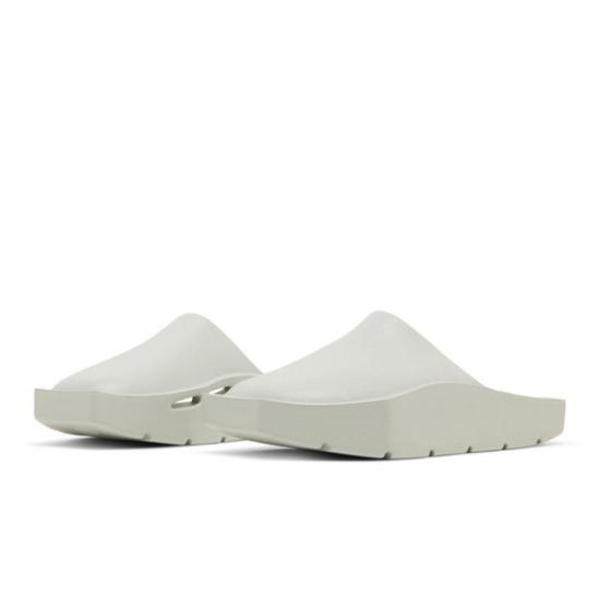 

Air Jordan Wmns Jordan Hex Mule Светло-серебристый FD2652-002 EU 35.5