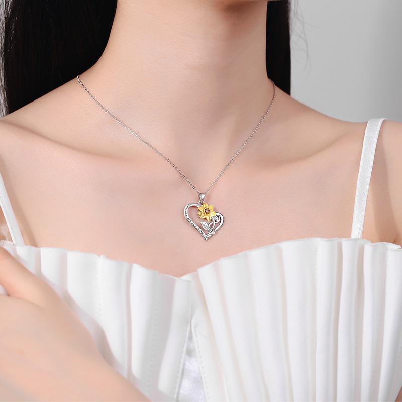 Double Layer Sunflower Pendant Necklace - Love Heart Trendy Collarbone Chain