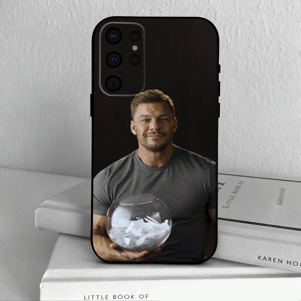 Alan Ritchson Actor  Phone Case For Samsung S25,24,23,22,30,21,10,9,Ultra,Plus,Lite,FE,4,5 G Soft Black Case