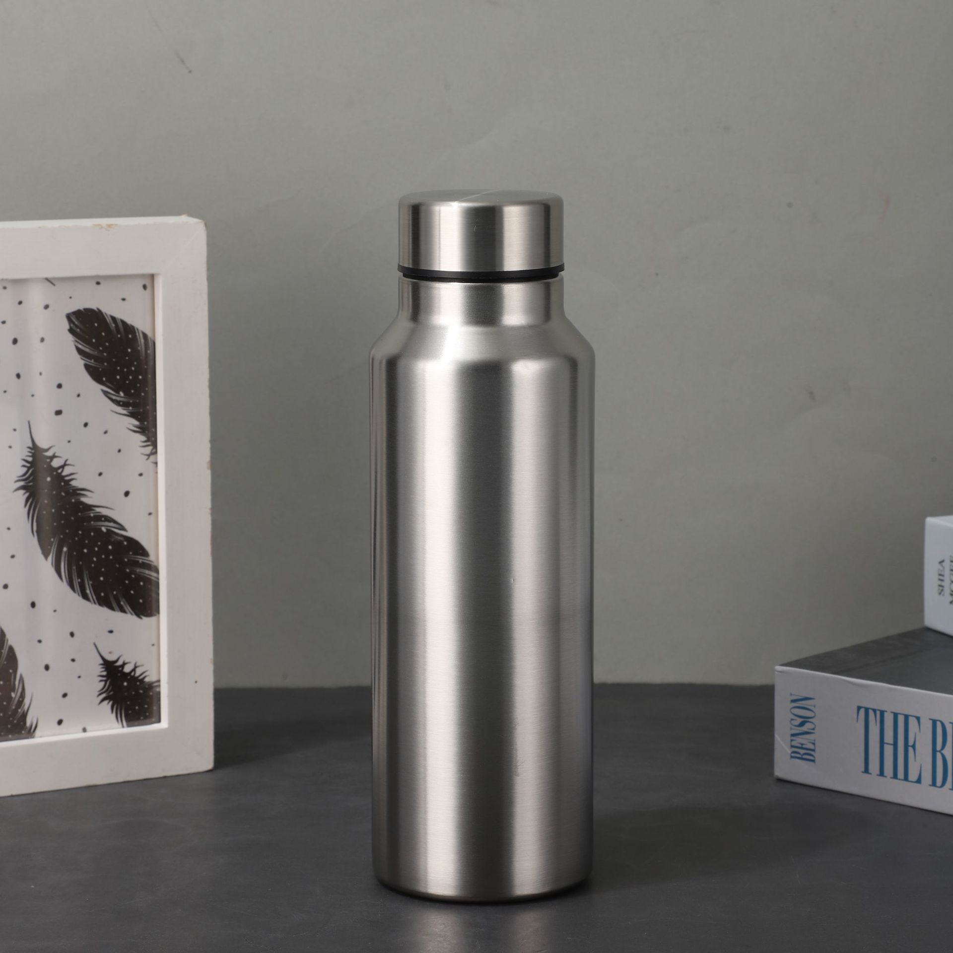 

1000 мл Бутылка для воды из нержавеющей стали Изолированная вакуумная фляга Двустенная термокружка Сохраняет холодное горячим Спортивный чайник Подарок для друзей