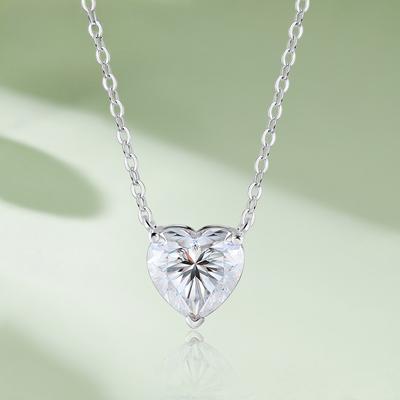 D-Farbe 10 x 10 mm 4 Karat herzförmiger Moissanit-Halskettenanhänger für Frauen, GRA-zertifiziert, S925 Silber, D VVS1, Diamant-Halskettenschmuck