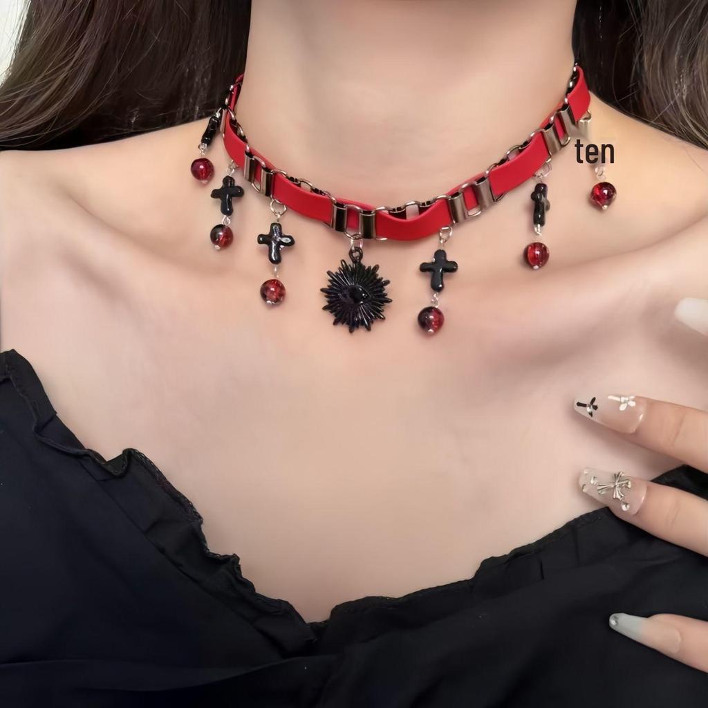 Y2K Spicy Girl Dark Star Leather Choker Necklace - Pure Desire Clavicle Chain