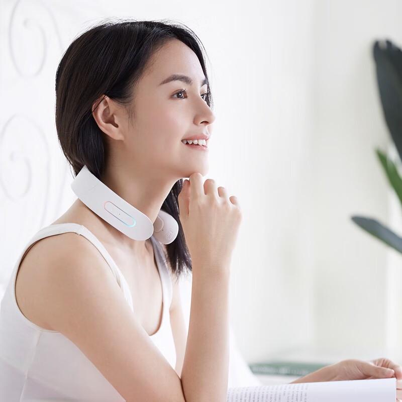 Bear Cervical Spine Pulse Massager CN plug (adapter included)