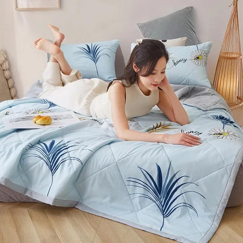 2024 Summer Cotton Quilts Thin Air-conditioning Comforter Soft Breathable Office Nap Blanket Quilted Bed Covers and Bedspreads