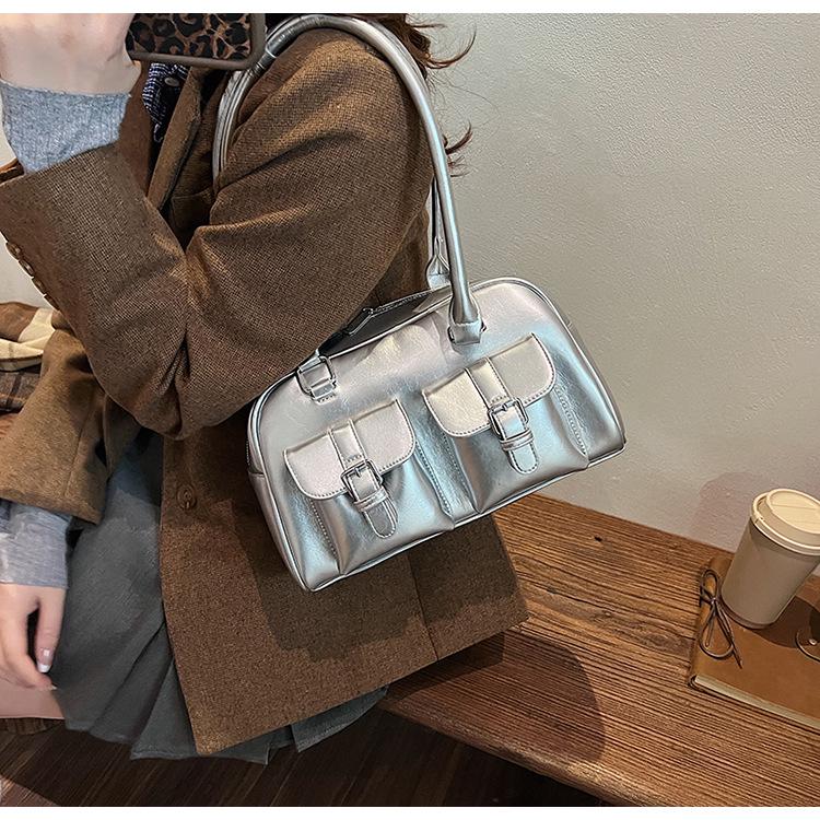 South Wind Women's Spring 2025 Retro Boston Samba Lounge Handbag