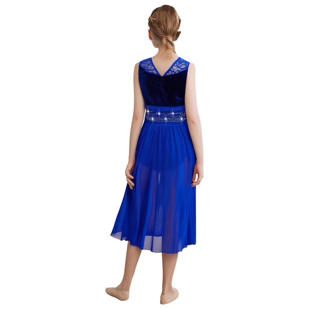 Dívčí výkonnostní šaty Krajková patchworková vsadka Řasený síťovaný přehoz Asymetrický lem Třpytivé kamínky Taneční oděv