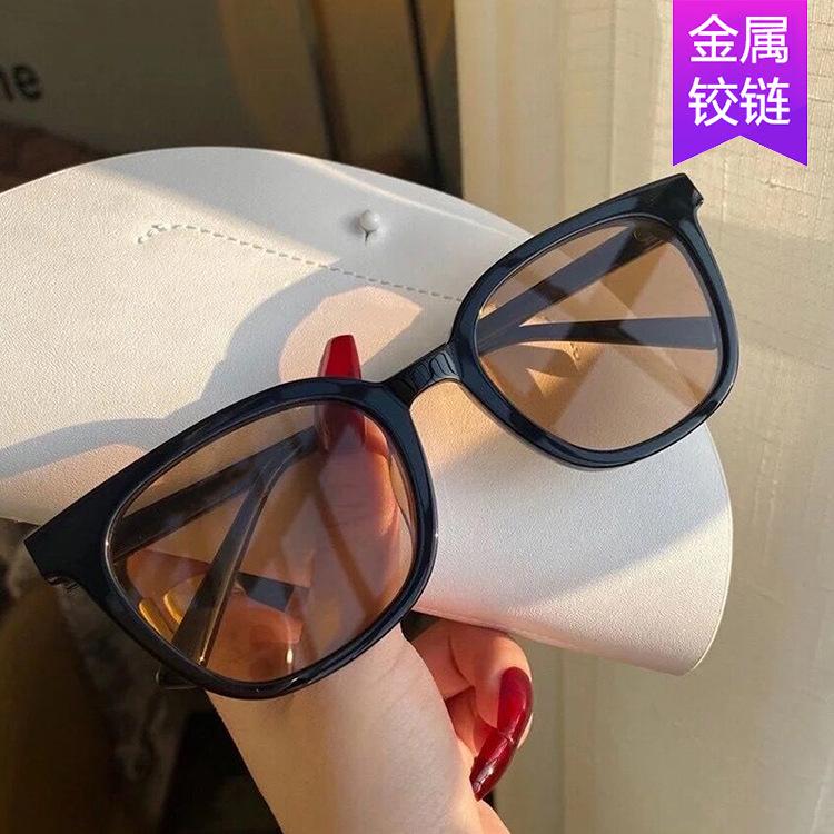 Rice nail sunglasses brown cat eye sunglasses new female Internet celebrity sunglasses trendy street shot