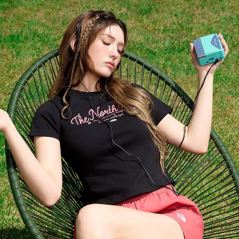 

The North Face Women Lettering Short Sleeve Tee Black Nt7ur33l BLACK/090