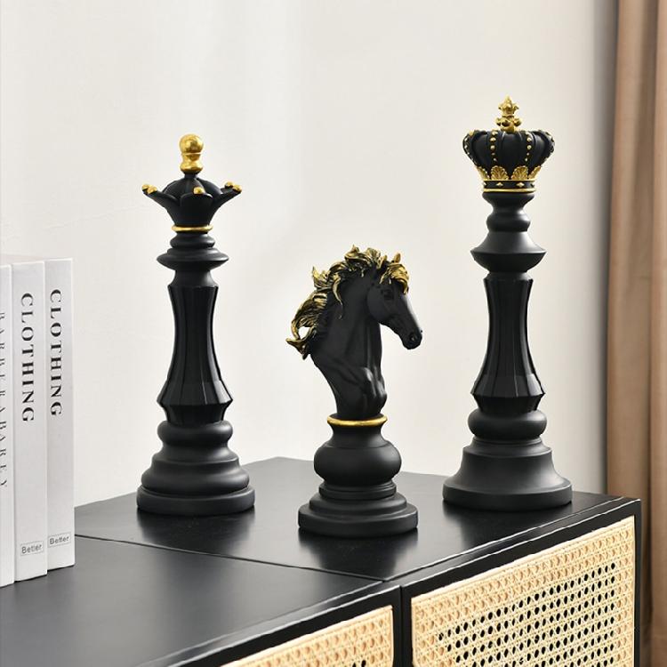 Resin Chess Pieces Board Games International Chess Figurines Retro Home Decor