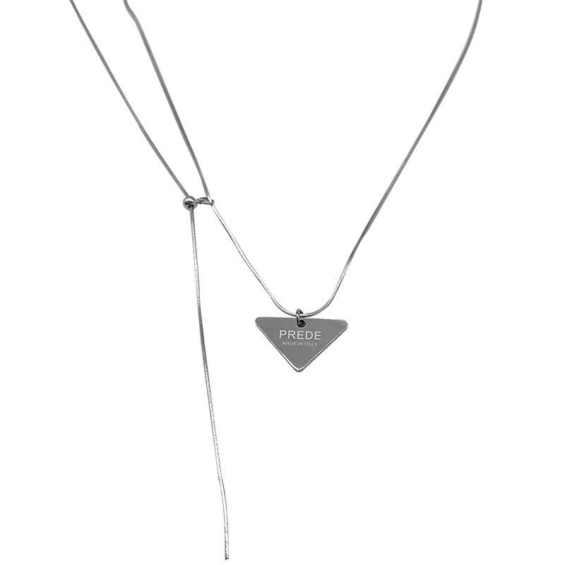 Niche Design Sweet And Cool Geometric Triangle Necklace Fashionable Versatile Simple Pendant Sweater Chain Female Exquisite
