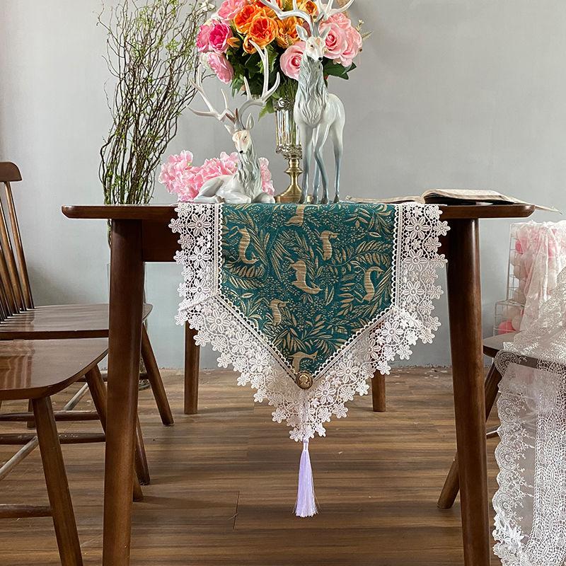 

Американская жаккардовая ткань Чайный столик Флаг Кружева Кружево Обеденный стол Флаг Скатерть Комод Тумба под телевизор Длинное полотенце Ткань Кисточка 40*210CM