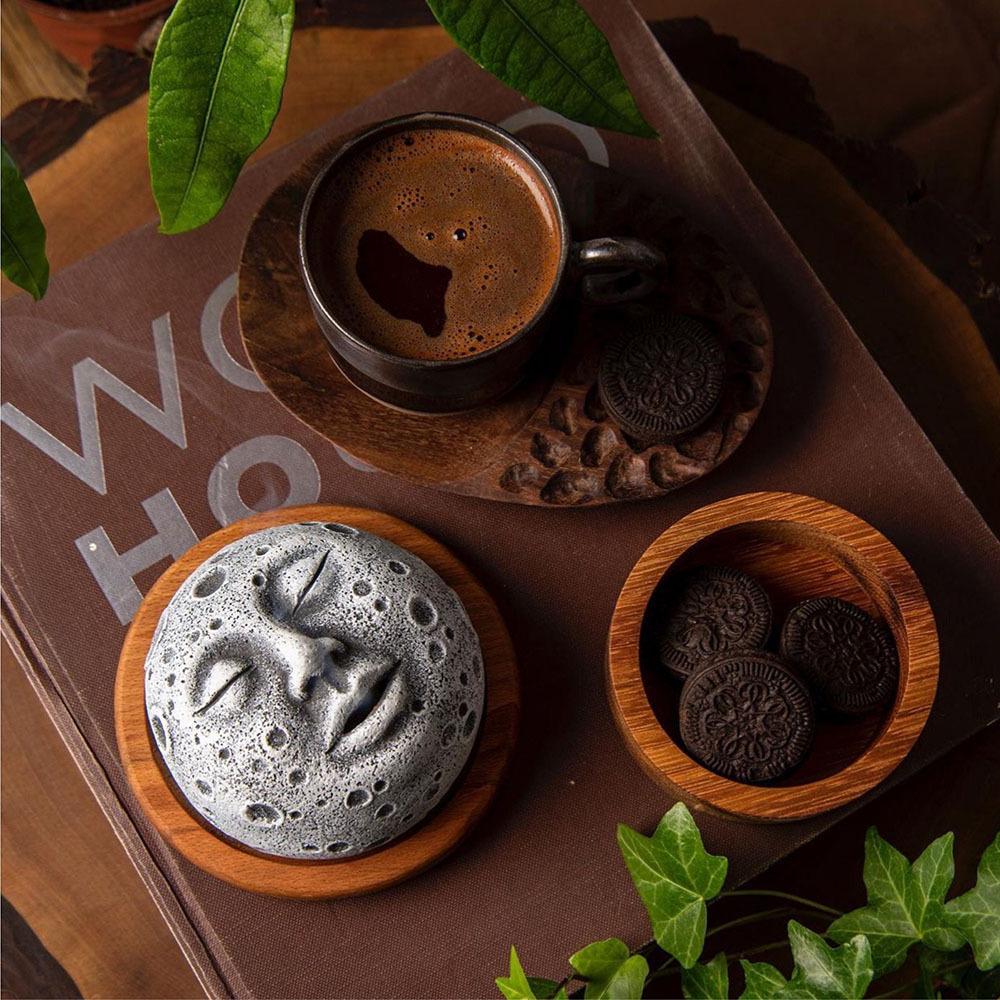 Heta rean Månsikte Rökelsehållare med Bas Mystisk Rökelseharts Dekorativ Måne Rökelsebrännare för Hemavslappning Prydnad