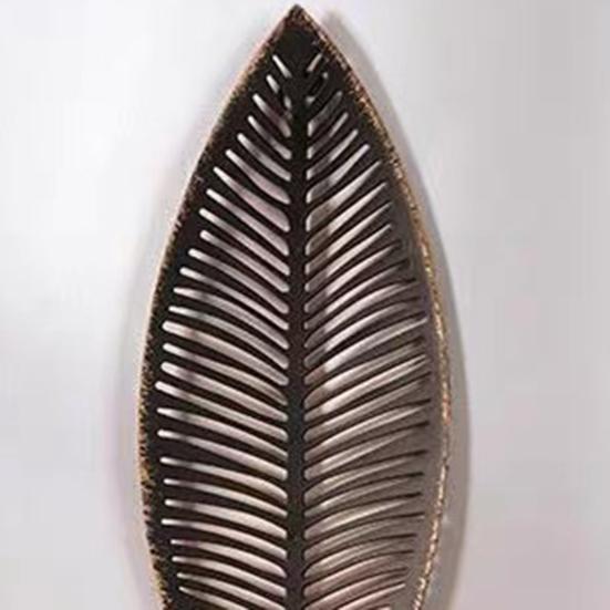 1/2Pcs Vintage Wall Sconces Candle Holder Hollow Feather Iron Art Tealight Candle Holder Living Room Bedroom Wall Decoration Candlestick