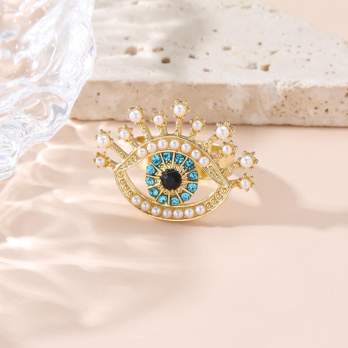 European Street Style Rhinestone Blue Eyes Ring with Long Eyelashes