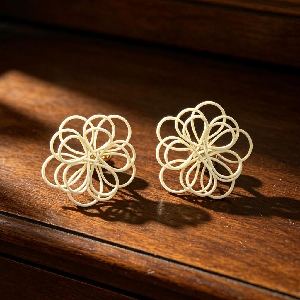 Vintage Black Series Stud Earrings 925 Silver Needle Minimalist High-End Personality Accessories for Women