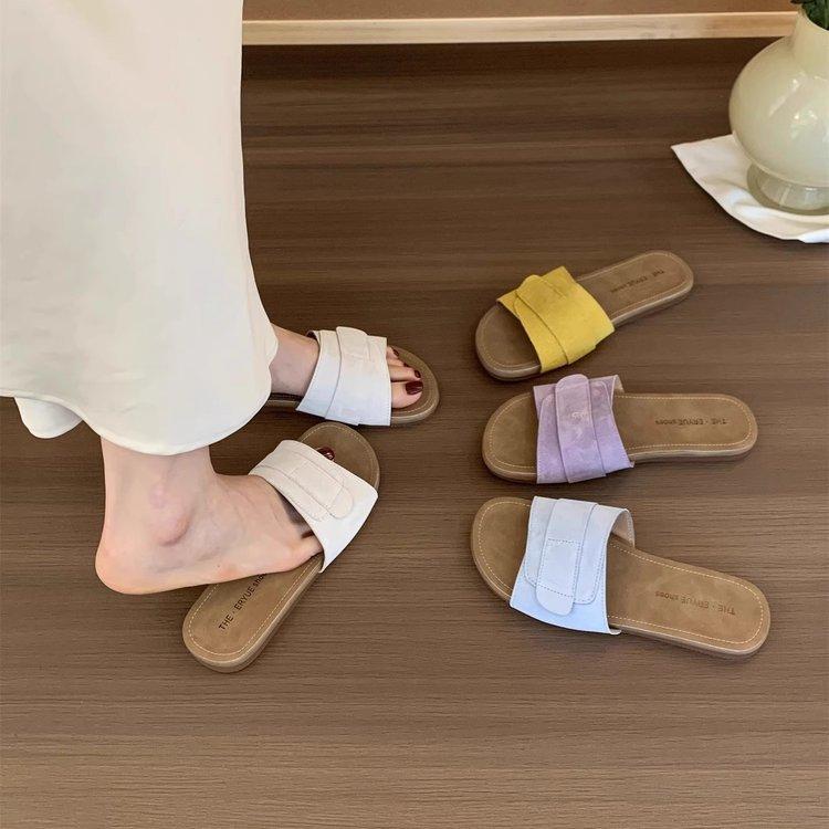 Self-kept version~ Soft leather flat-bottomed slippers for women to wear in summer, new casual one-word sandals, vacation seaside beach shoes