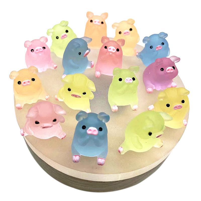 1/5Pcs Mini Luminous Piggy Decor Car Dashboard Home Ornaments Diy Accessories