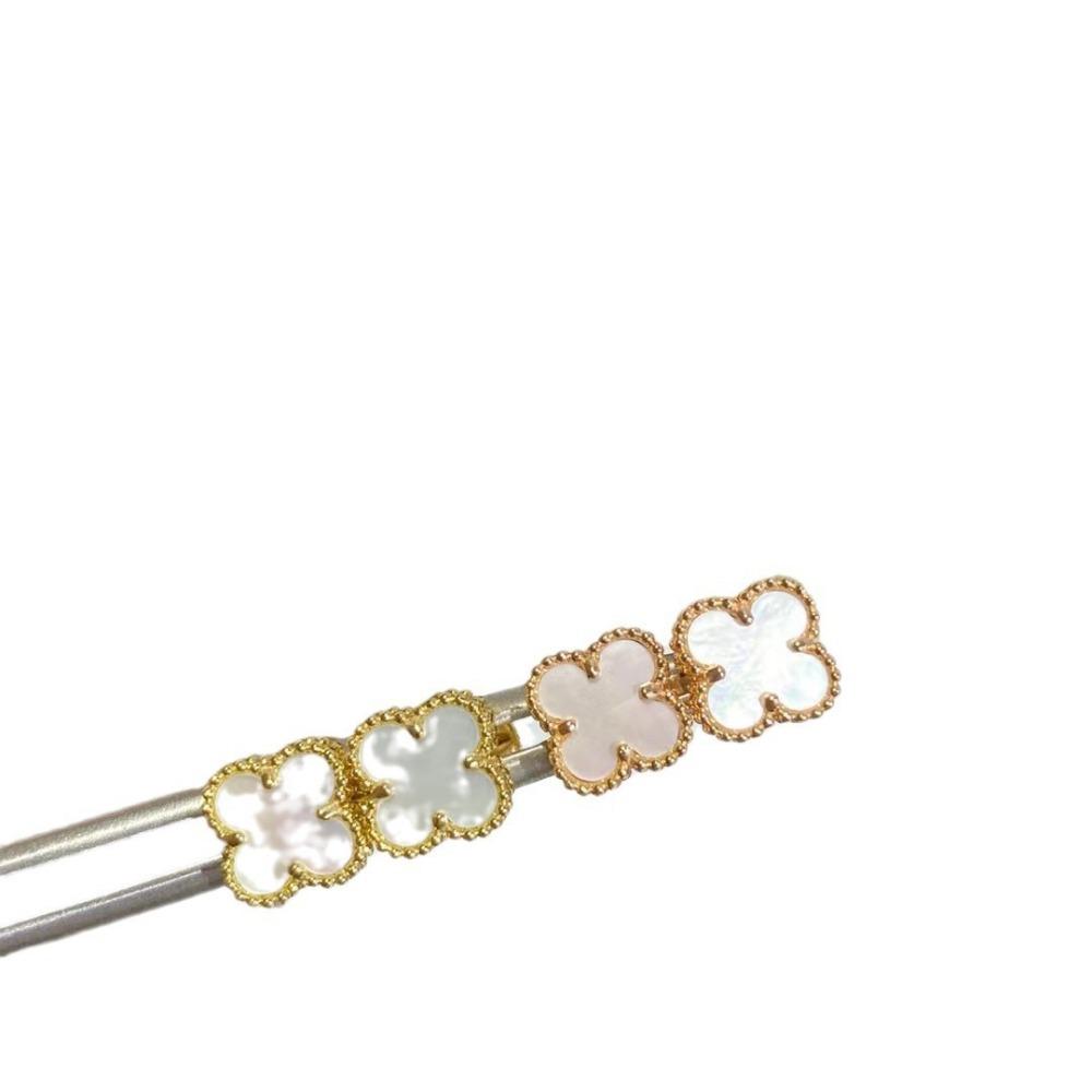 High Version Lucky Four-leaf Clover Earrings for Women 18K Fashion Light Luxury Natural White Mother-of-pearl Pair of Earrings