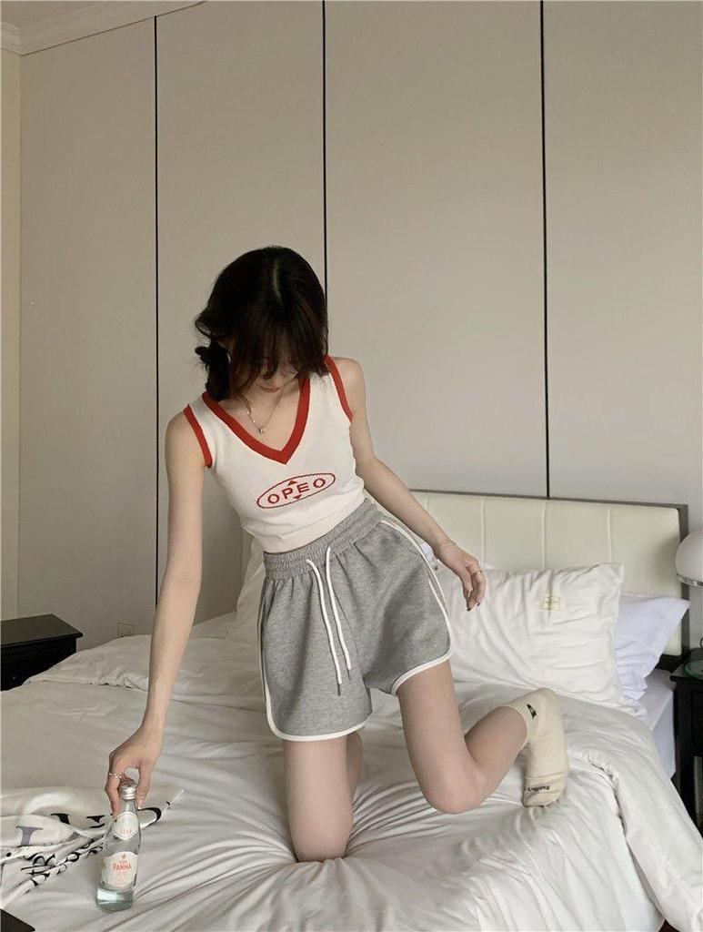 Women's Gray Casual Elastic Waist Shorts - Summer Wide-Leg Hot Pants, Versatile and Trendy Five-Point Sports Wear