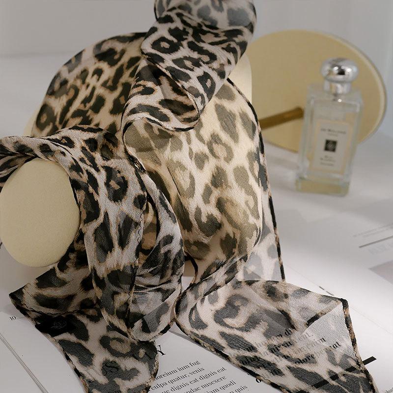 [Georgette] American retro Spice Girl leopard print silk scarf versatile millennial style sweet and cool thin scarf 150 * 150*10cm