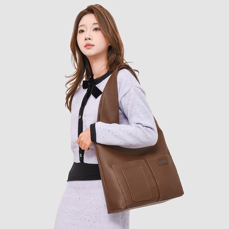Korean Style Large Capacity Bucket Tote: Versatile Crossbody Shoulder Bag for Women - Autumn/Winter 2025