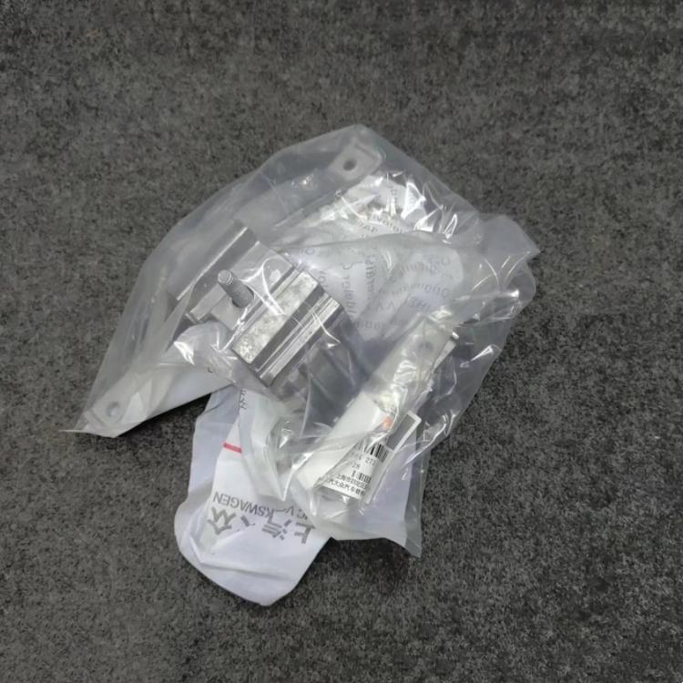 1pcs For Volkswagen Santana Jetta Armrest Box Mounting Bracket Armrest Box Rear Cover