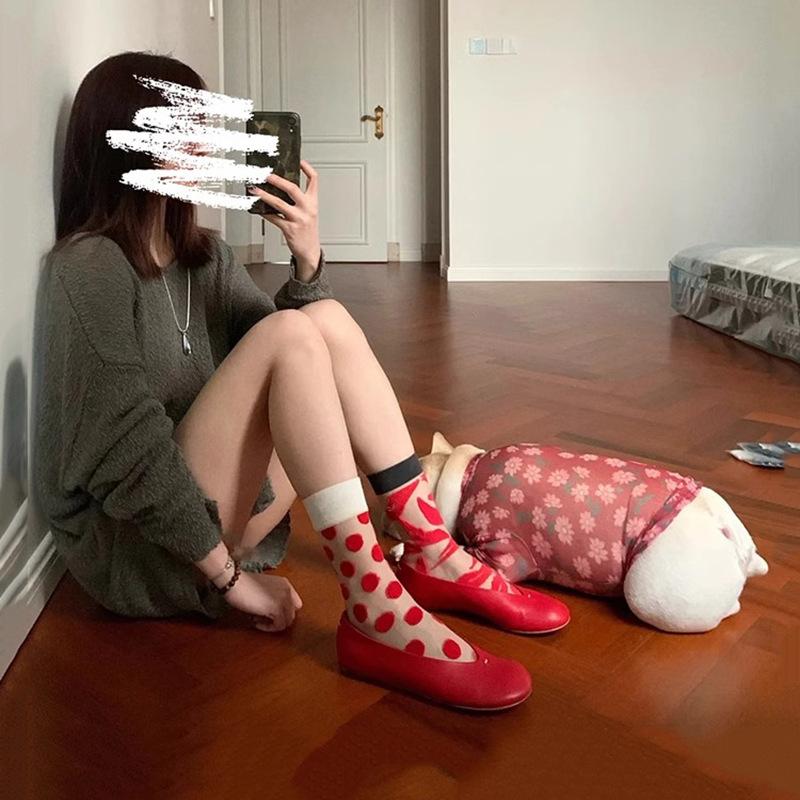 Big Head Shoes Women's 2024 Minimalist Retro Small Red Shoes Flat-soled Grandma Shoes Inner Height Increase Single Shoe Tide