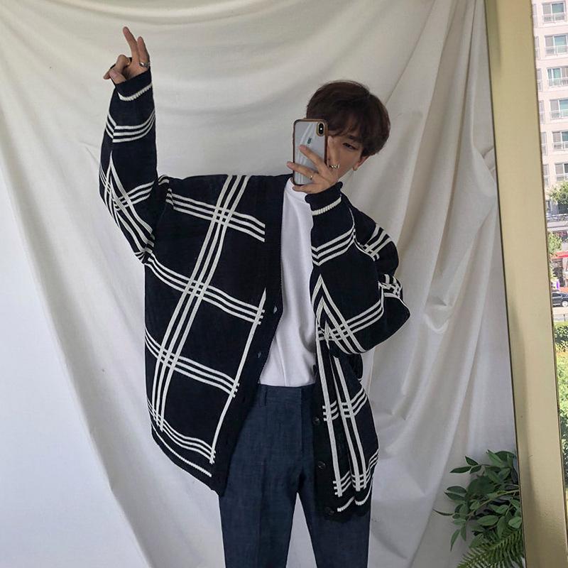 Men's Trendy Korean Plaid Cardigan Sweater Jacket - Spring/Autumn Style