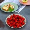 18cm Round Wheat Straw Plate for Snacks, Fruit, and Dining Table Use