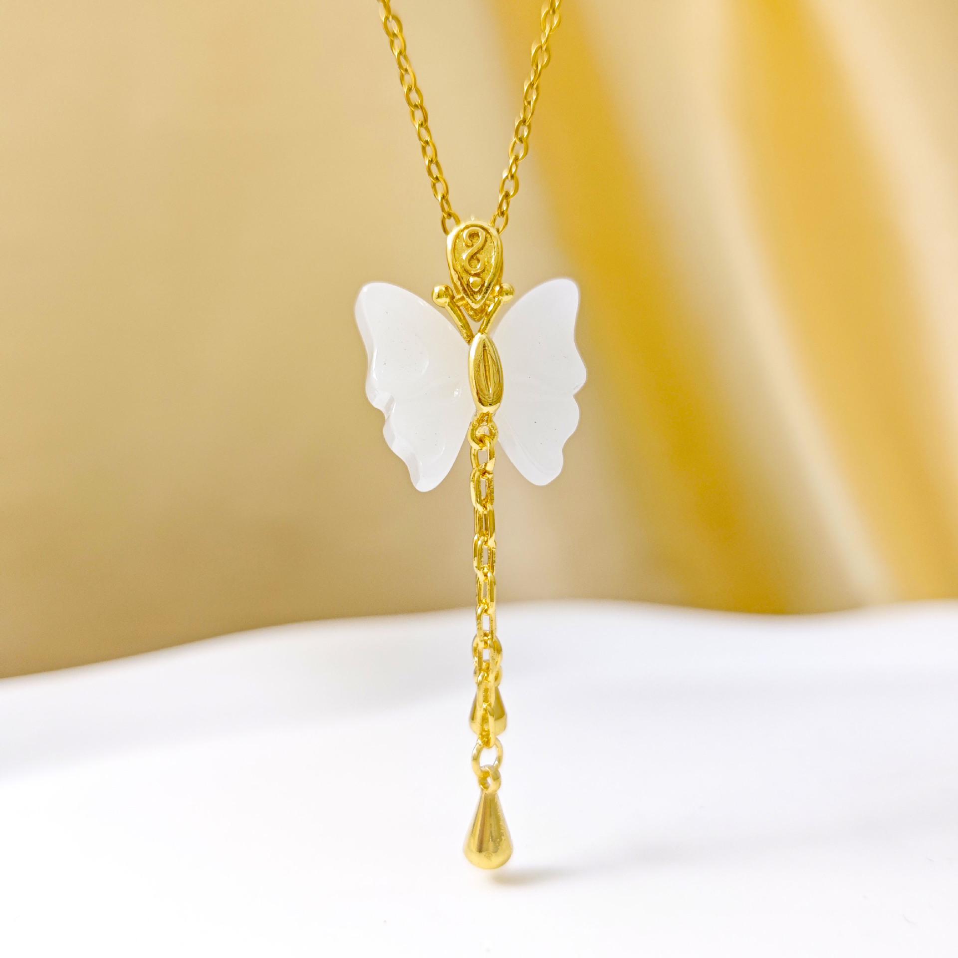 Modern Chinese Hetian Jade Butterfly Tassel Necklace - Elegant Clavicle Chain for Women