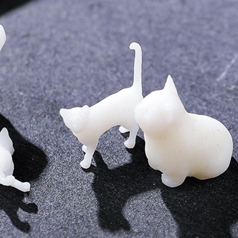 3D Diy Crystal Epoxy Material Filling Enclosed Simulation for Cat Model Micro Landscape Sitting for Cat Material Accesso