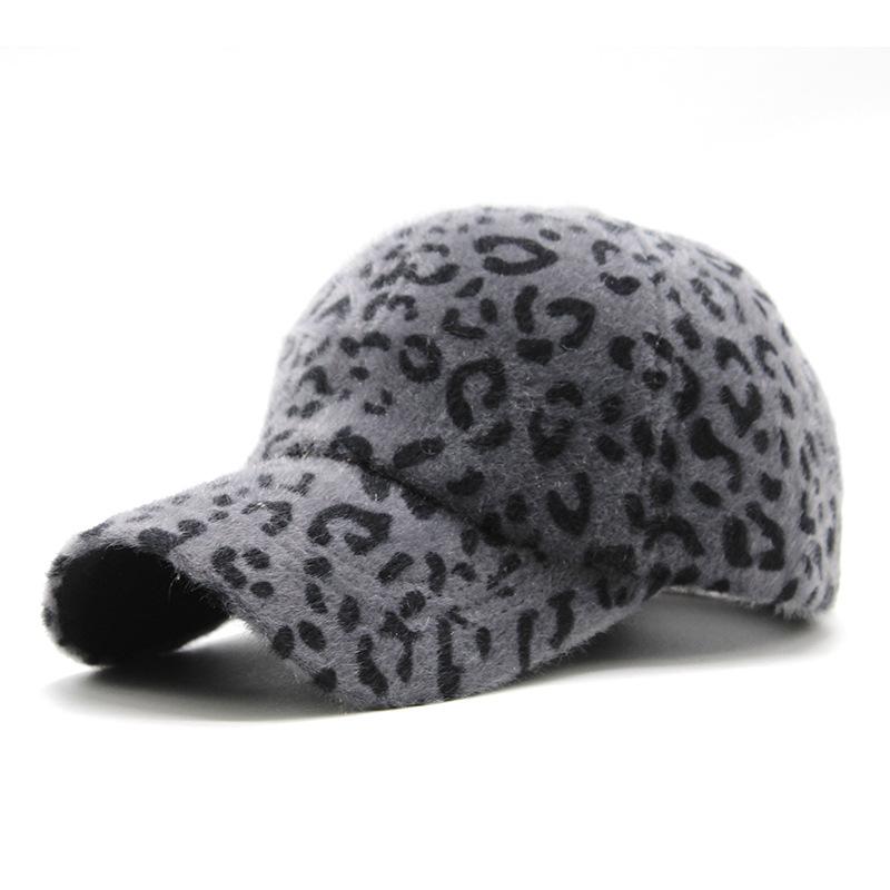 Hat Female Sexy Leopard Print Baseball Cap Retro Personalized Cap Versatile Thickened Warm Student Hat