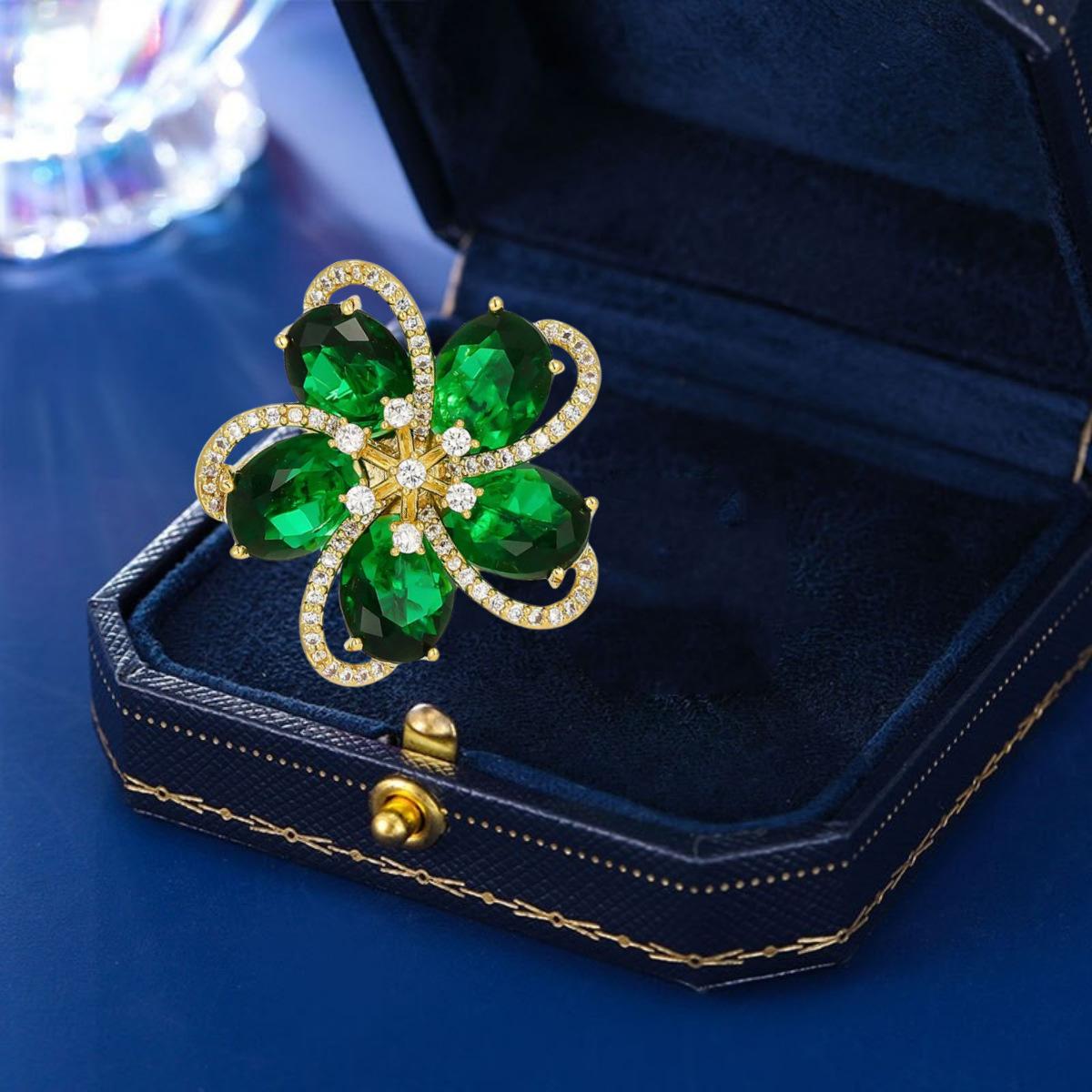 

Цветочная магнитная пряжка с цирконием Брошь женская премиум Sense Niche Design Sense Neckline Fixed Collar Buckle Универсальные аксессуары для одежды Electroplated real gold зелёный