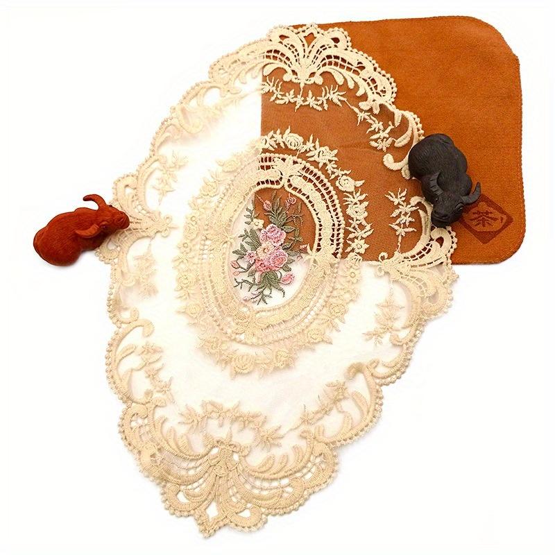 1Pcs Dining Table Embroidery Craft Placemat European Style Lace Insulation Plate Mat Anti-scald Coaster Table Pads