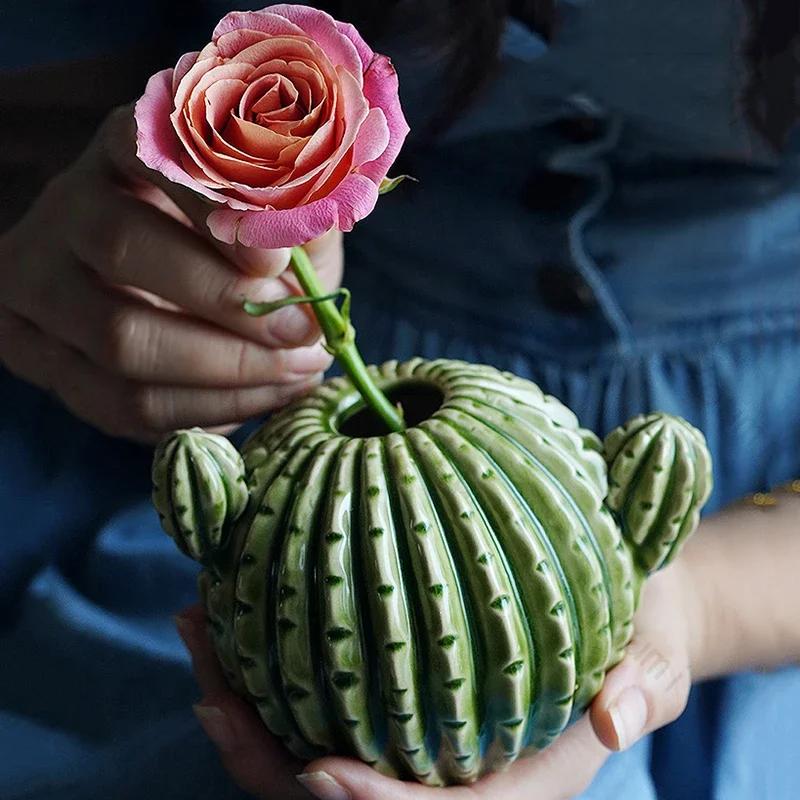 Creative Cactus Ceramic Vase Cute Household Desktop Decoration High End Green Flowers Arrangement Vase Living Room Decoration