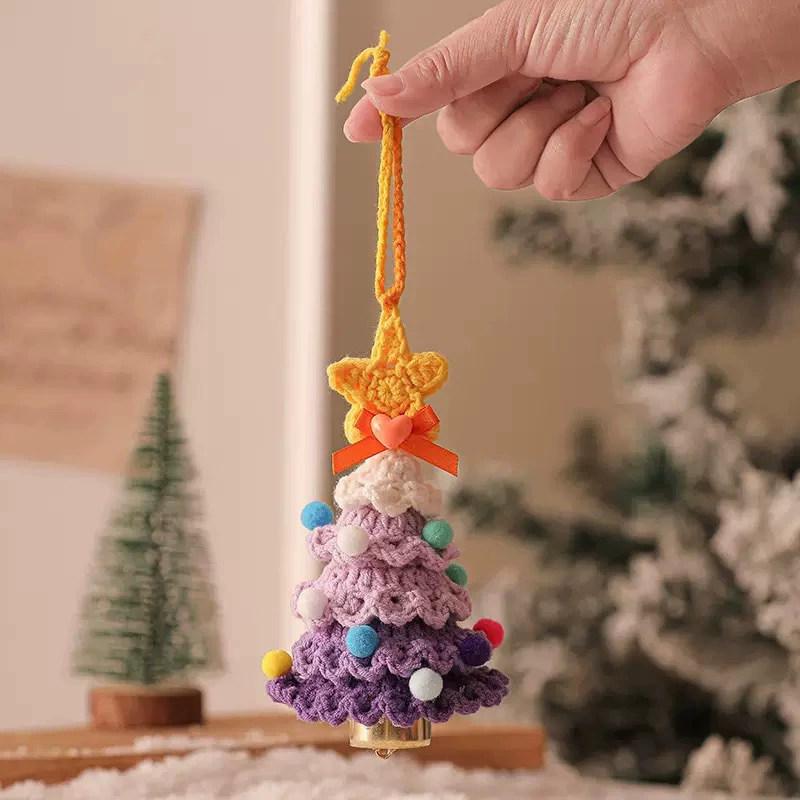 Gestrickter Weihnachtsbaum mit Glöckchen, Plüsch, Weihnachtsanhänger zum Aufhängen, Wolle, gehäkelter Weihnachtsbaum für Weihnachtsfeier-Dekor