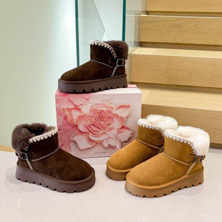 Woven snow boots women's 2025 new winter sheepskin fur integrated non-slip warm short tube thickened flat-bottomed boots