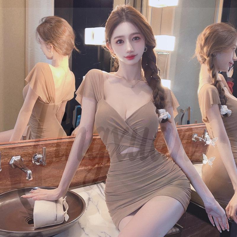 

Sizzling Hot Girl V-Neck Backless Mesh Dress - Slim Fit, Hip-Hugging Mini Skirt Small